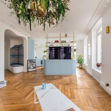 Luxury, Louvres, Seine, Ile De La Cite, Samaritaine *
